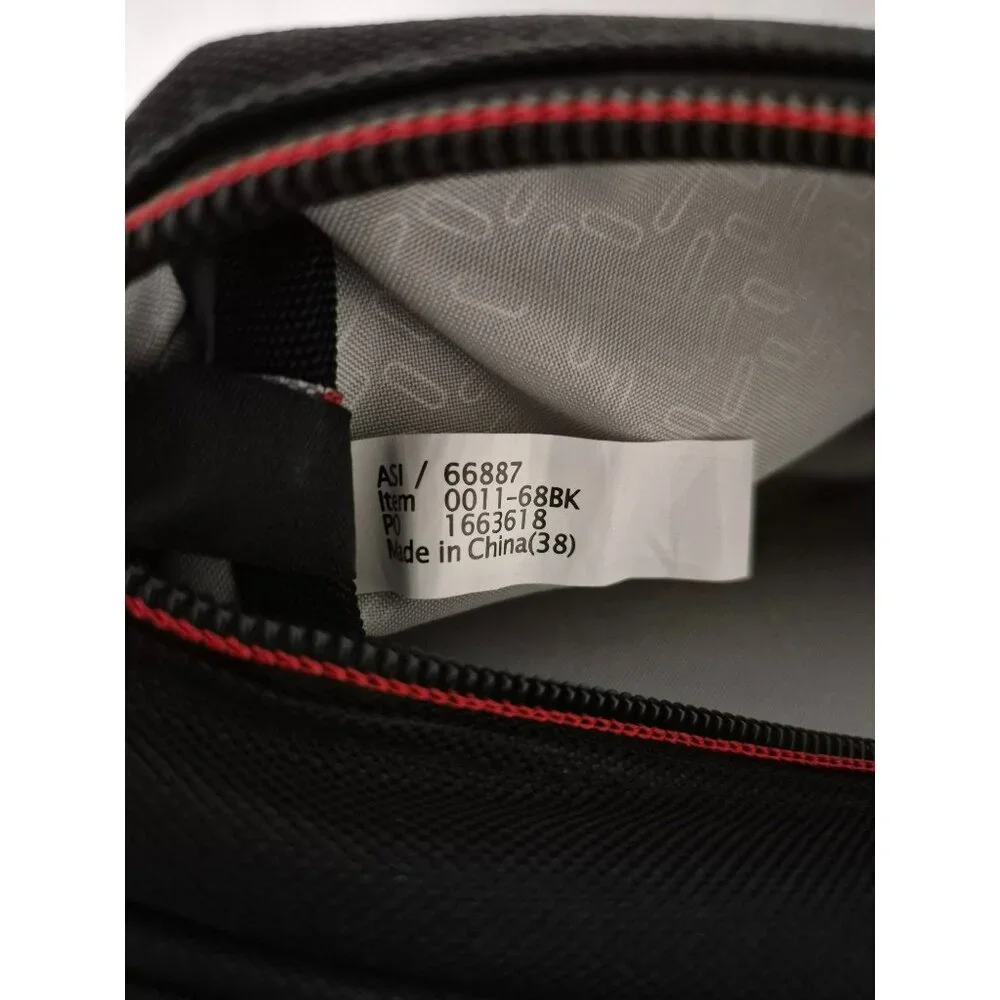 Elleven black travel